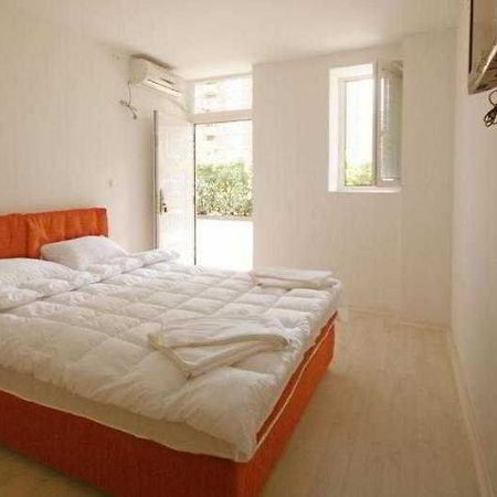 Pansion Bianko Skopje Quarto foto